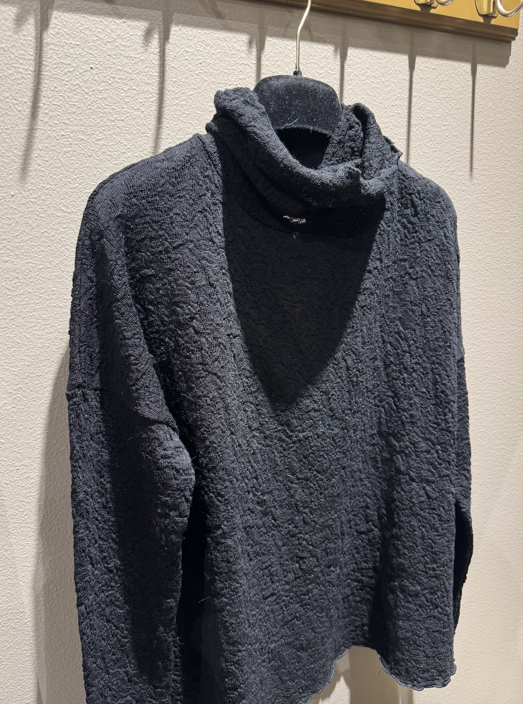 By Basics 4501 Shirt w/ Large Rollneck Black