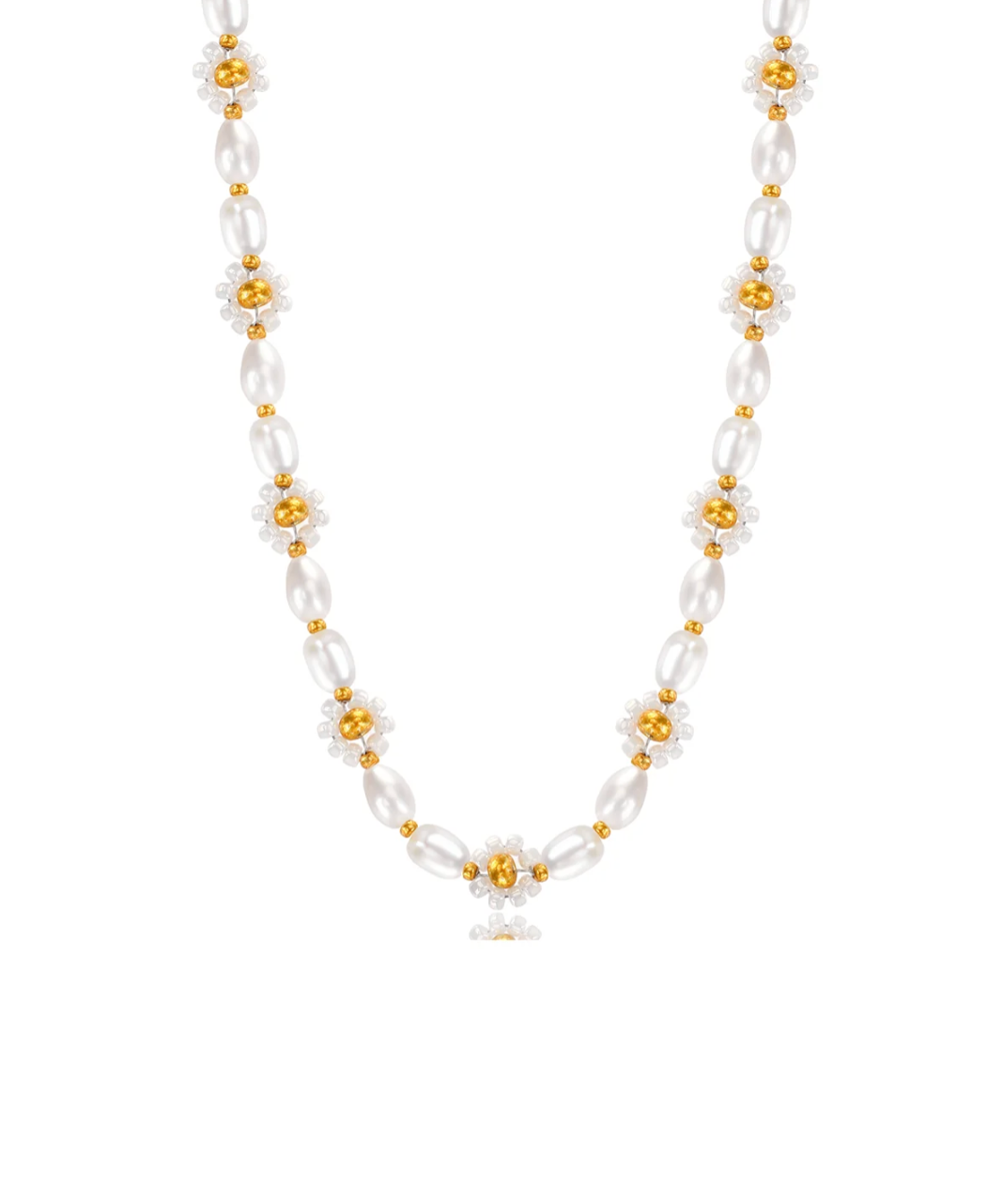 Farmhouse Camilla Øhrling Flower Pearl Necklace