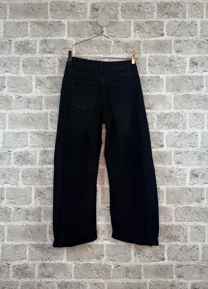 Cabana Living Mowita Black