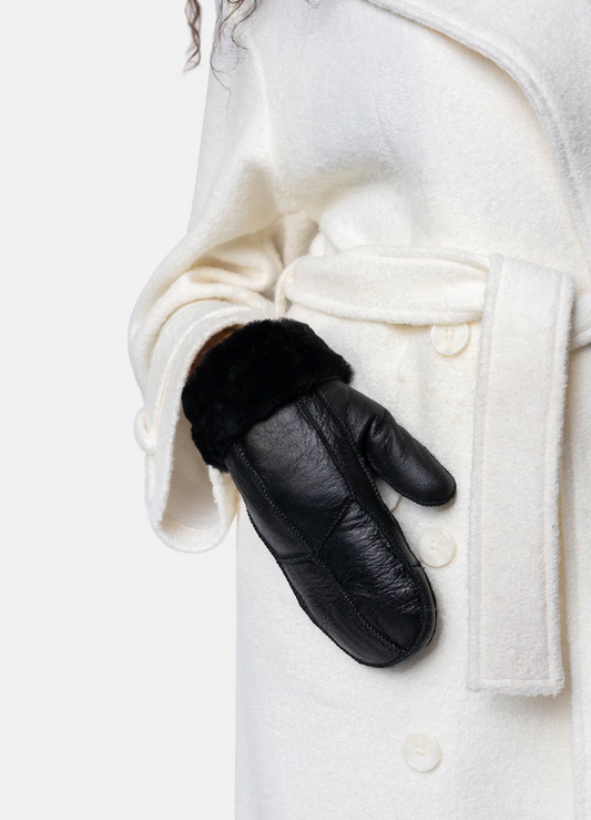 Re:Designed Henny Votter Black