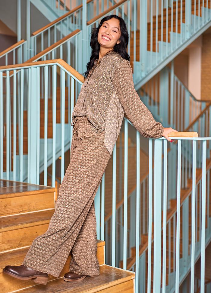Black Colour Luna Straight Pant Indie Nougat