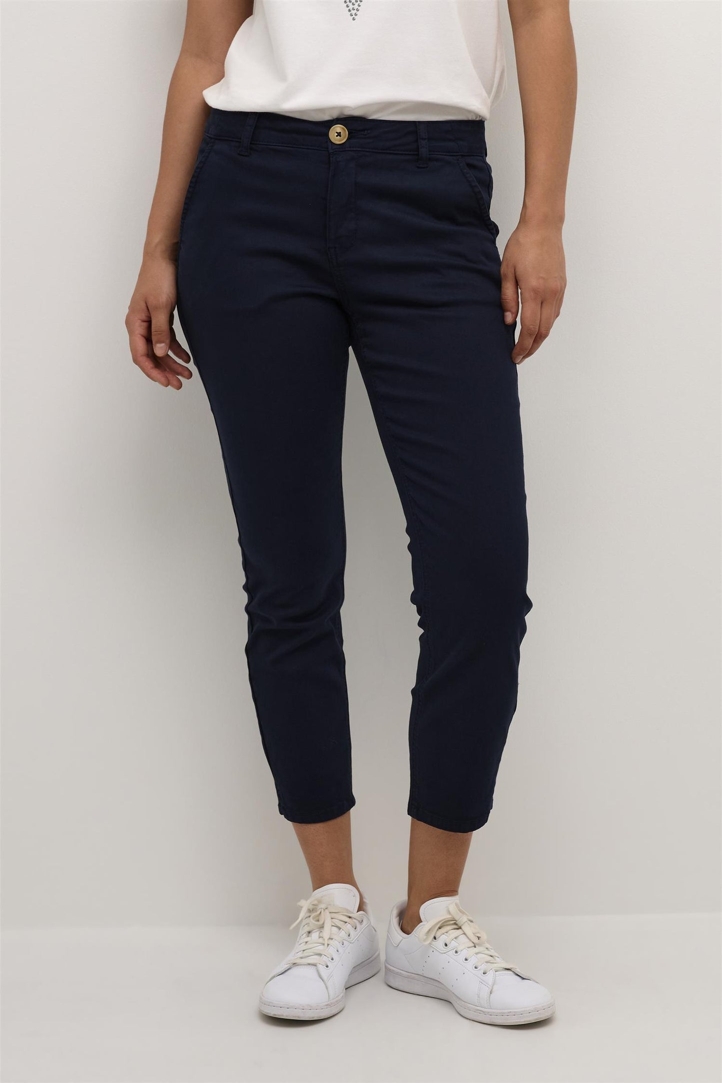 Culture Alba Cropped Pants Malou Fit Salute