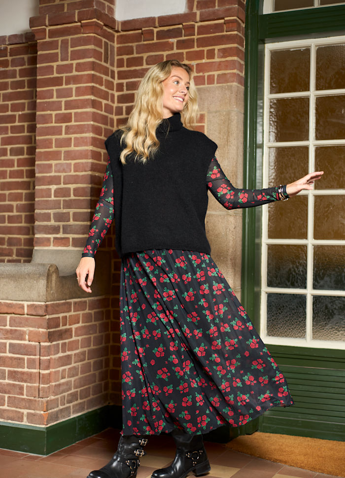 Black Colour Dell Roll Neck Knit Vest Black