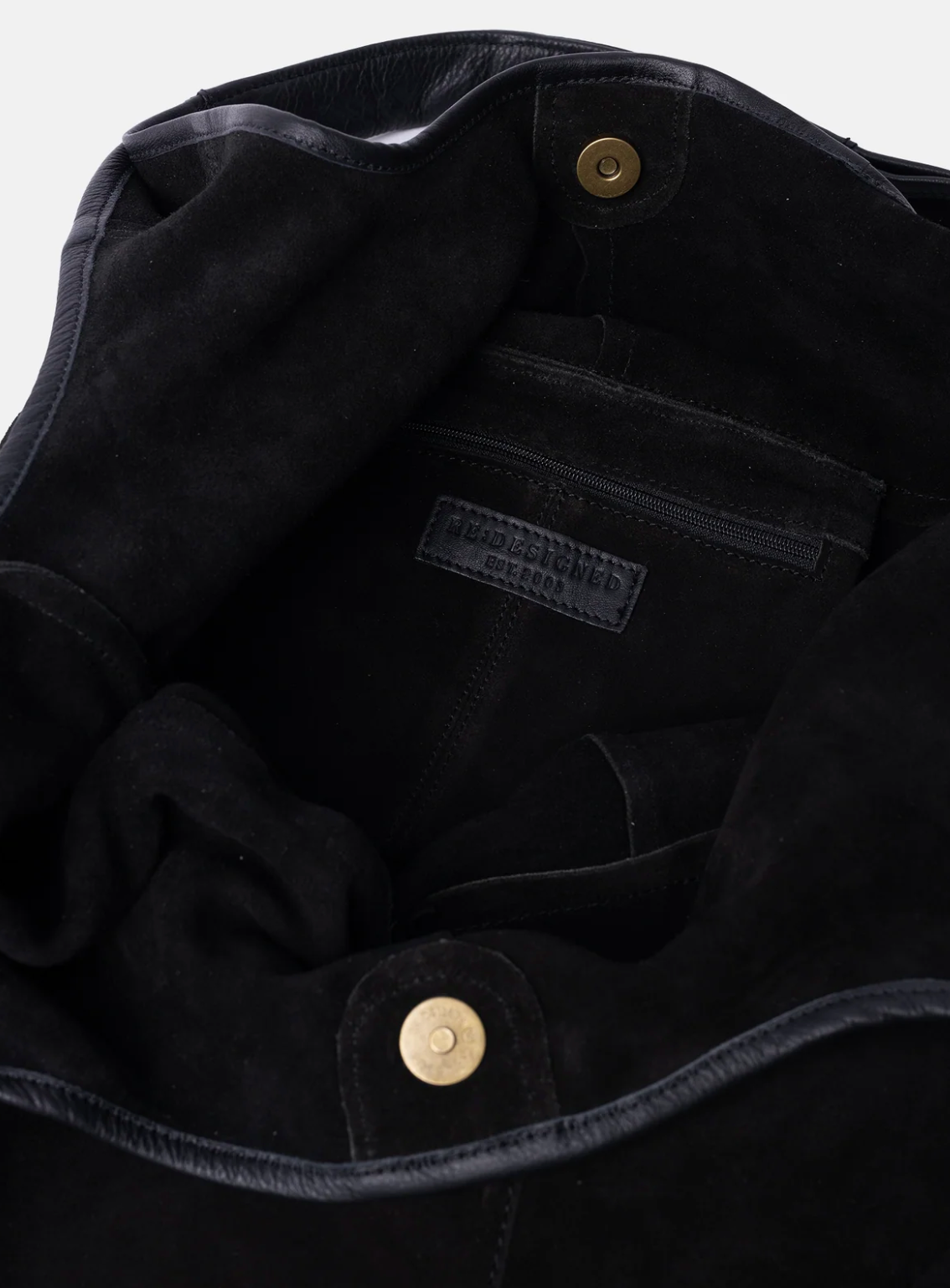 Re:Designed Lyra Suede Black