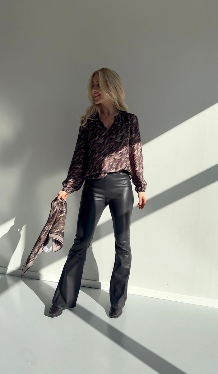 Amuse by Veslemøy Ada Silkebluse Print Black