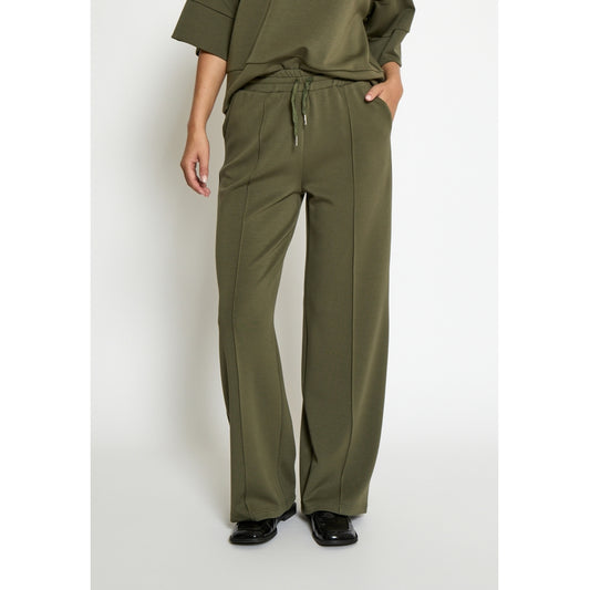 Peppercorn Dicette Sweat Pant Grape Leaf