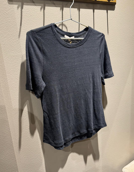 Amuse by Veslemøy Ingeborg Tshirt Black