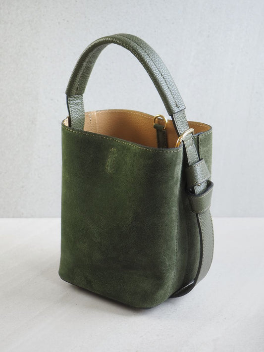 7-Days Bøtteveske Semsket Skinn Oliven