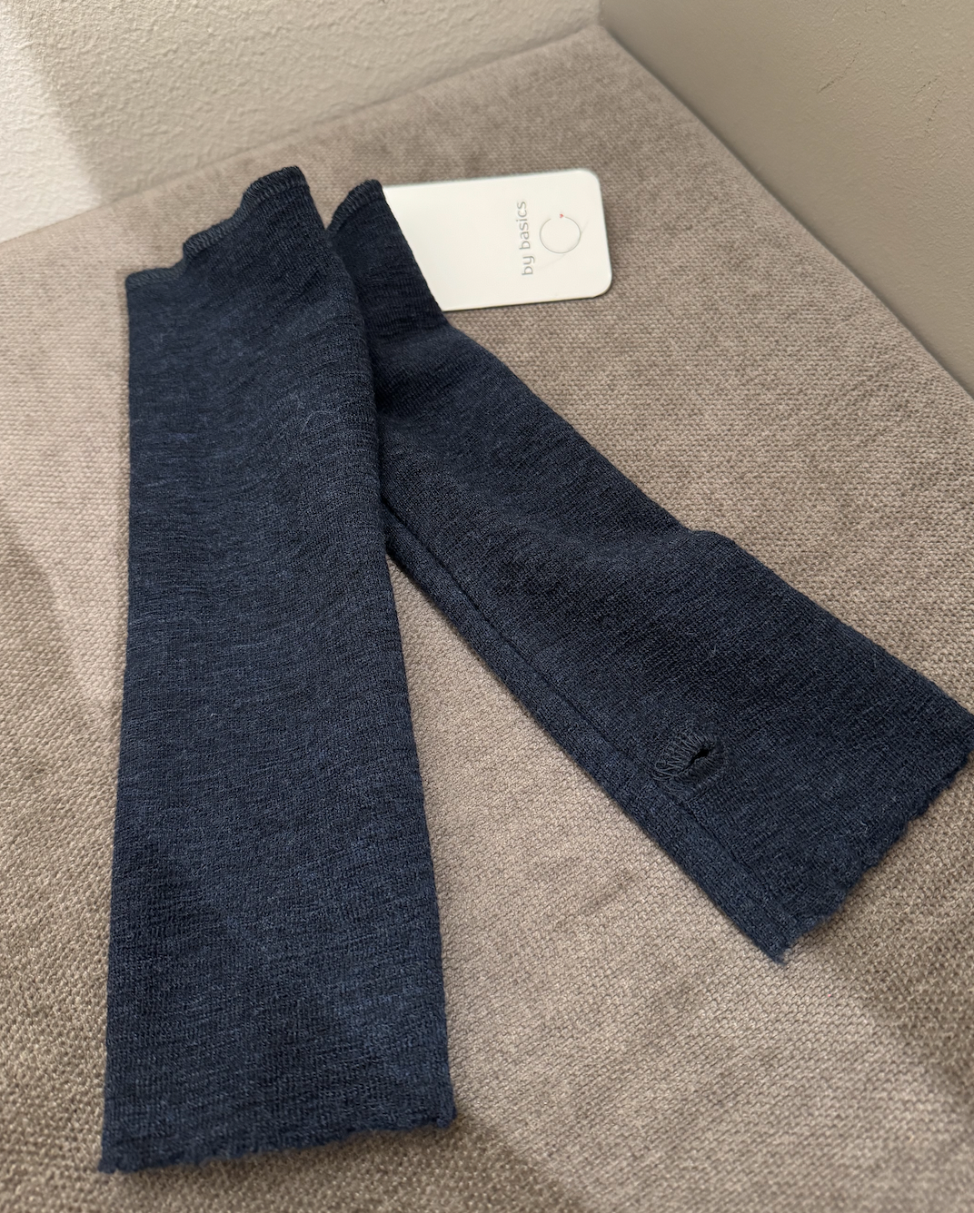 By Basics 1014 Wrist Warmer Midnight Blue Melange