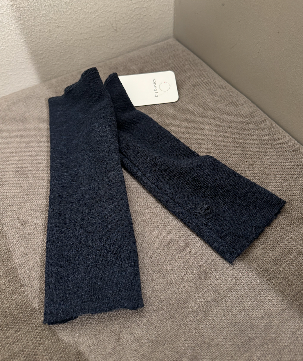 By Basics 1014 Wrist Warmer Midnight Blue Melange