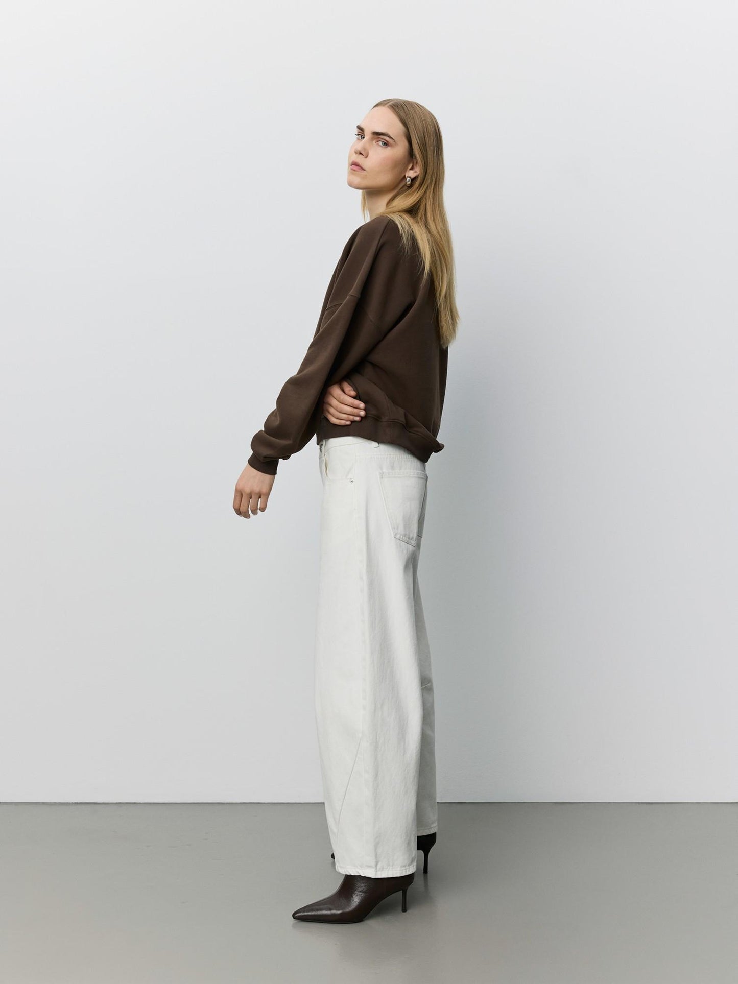 Sofie Schnoor Sofie Schnoor Paros oversize sweatshirt mørk brun