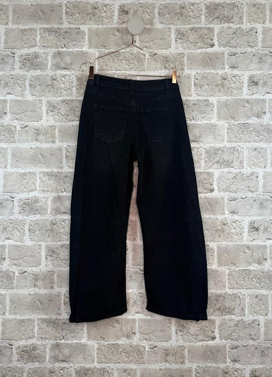 Cabana Living Mowita Black