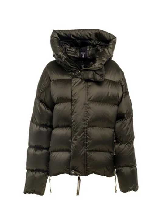 C.A.Y.A Ginny Short Pinewood Matt