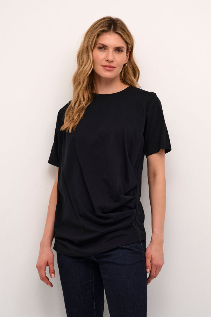 Culture Pilo Amora Tshirt Black