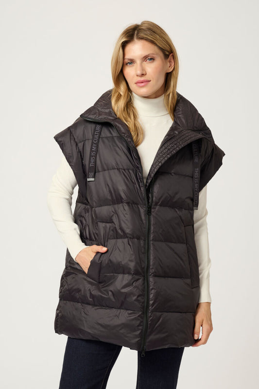 Culture Eia Down Vest Black