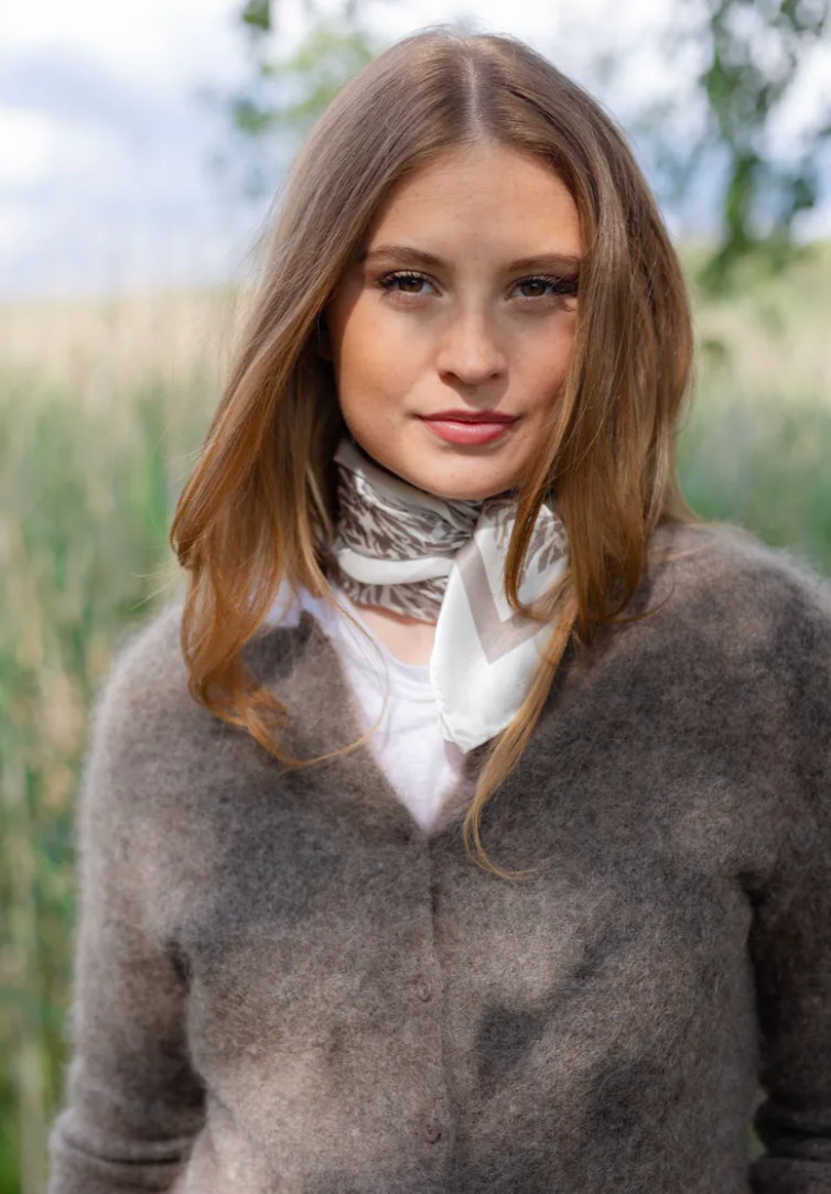 Amuse by Veslemøy Cardigan Jenny Mole