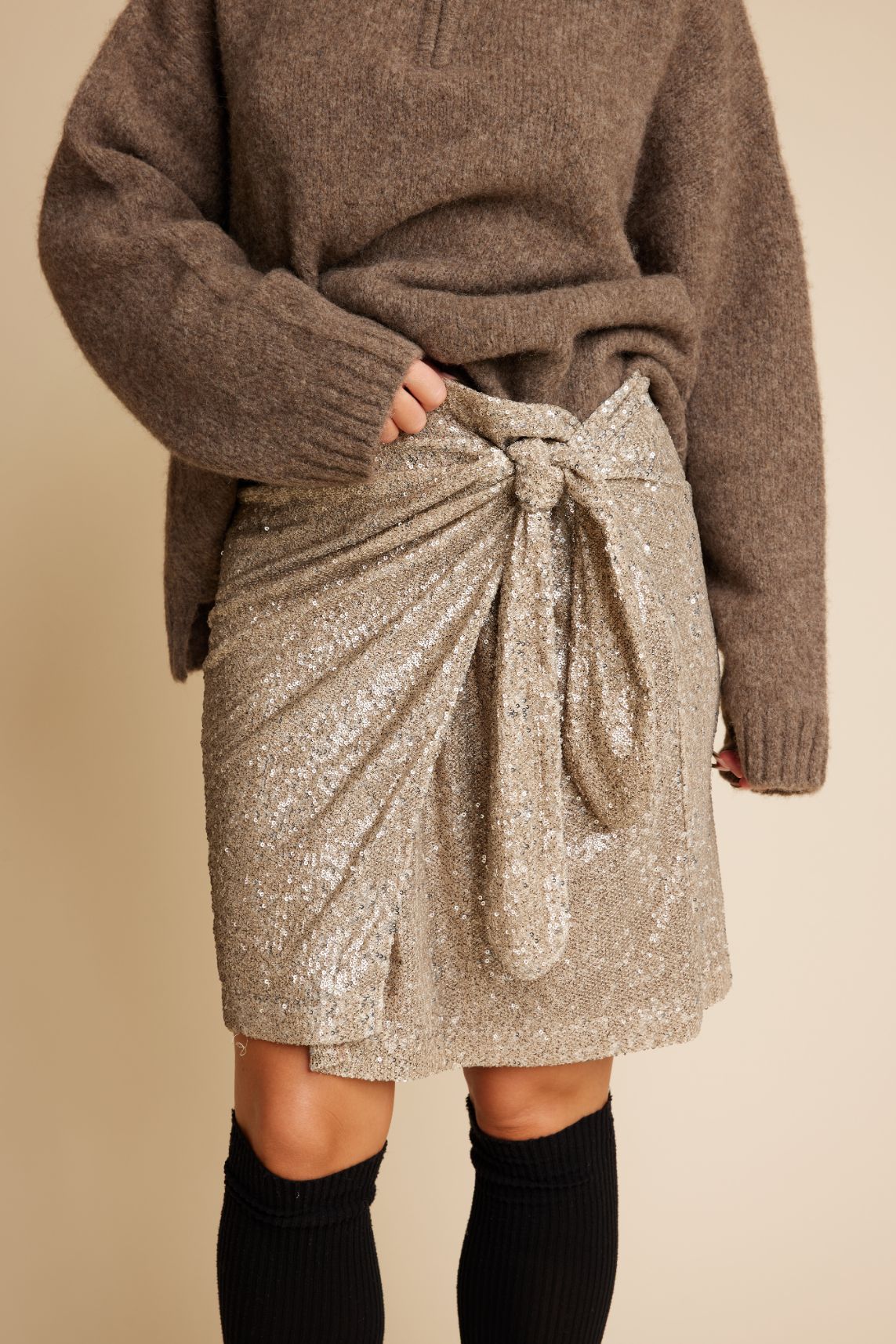 Line of Oslo Maren Sequins Skirt Gold