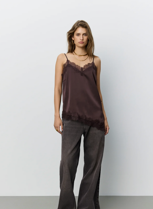 Sofie Schnoor Lewon Satin Lace Slip top Burgunder