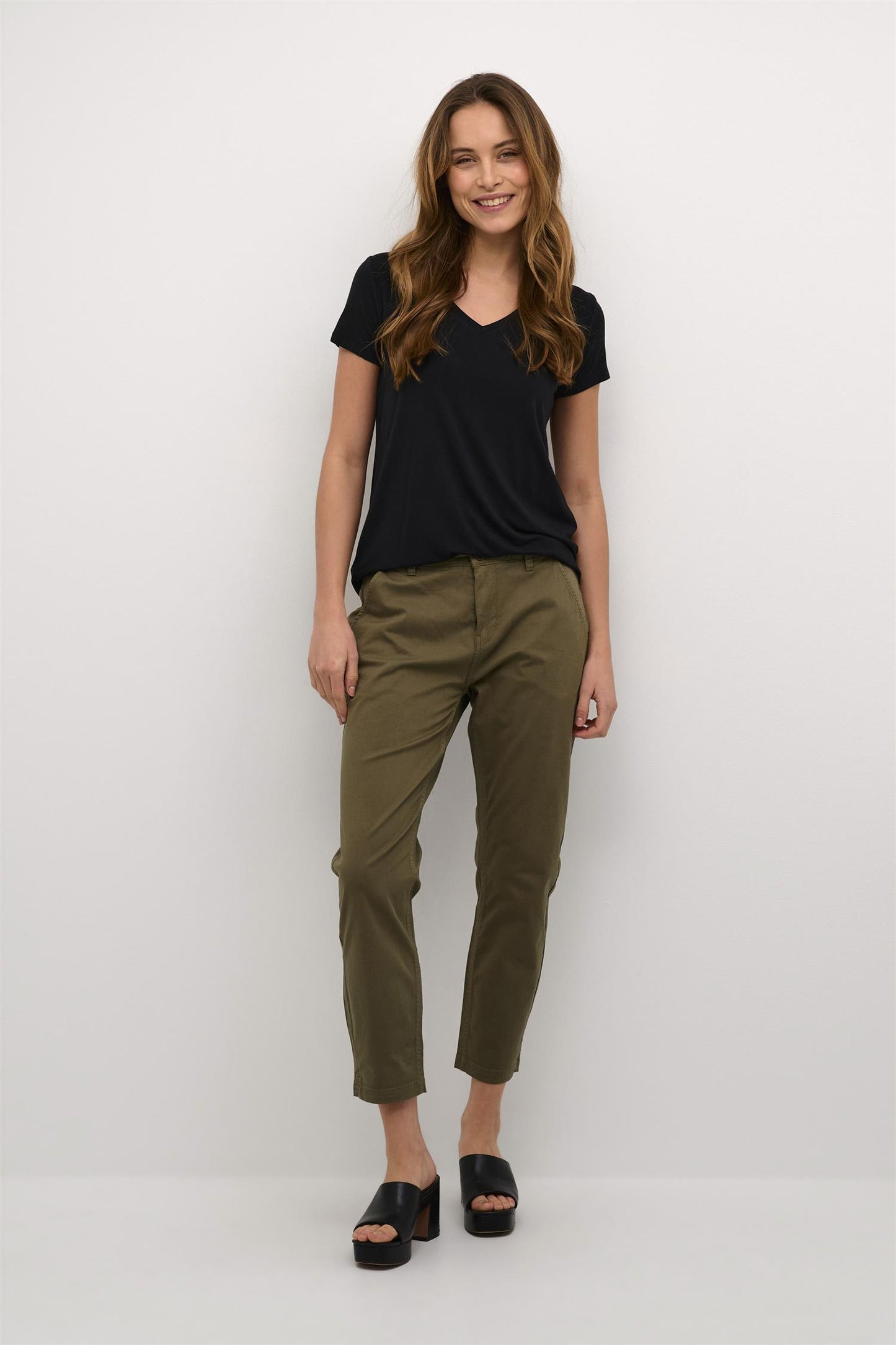 Culture Brita Cropped Pants Burnt Olive