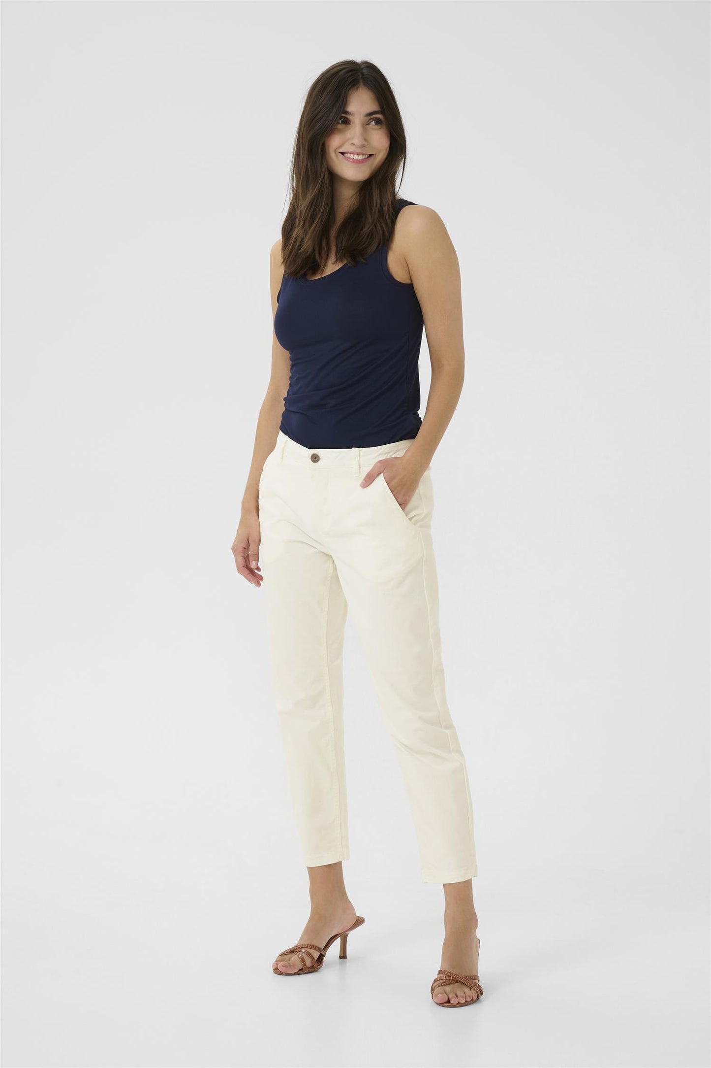 Culture Brita Cropped Pants Spring Gardenia
