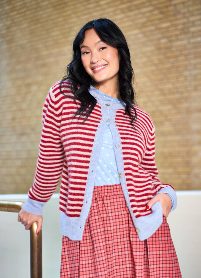 Black Colour Dell Striped Knit Cardigan Red