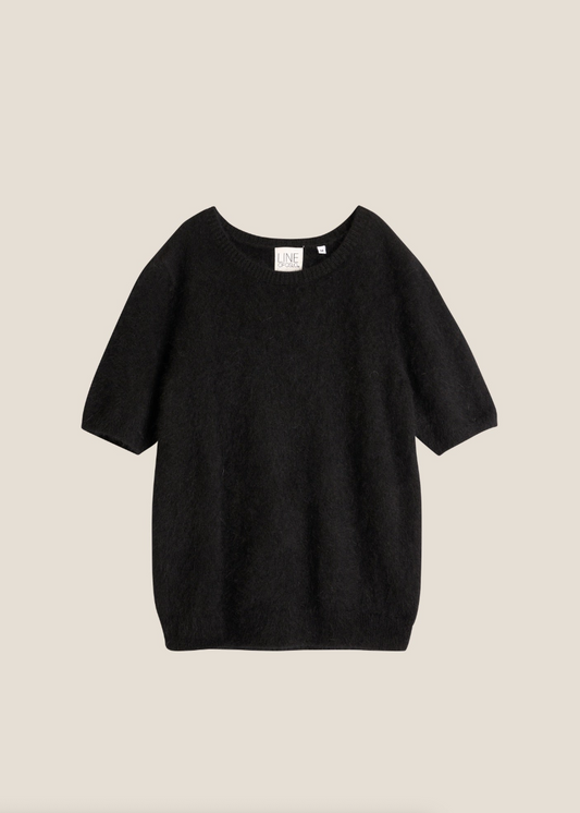 Line of Oslo Monroe AW25 Black