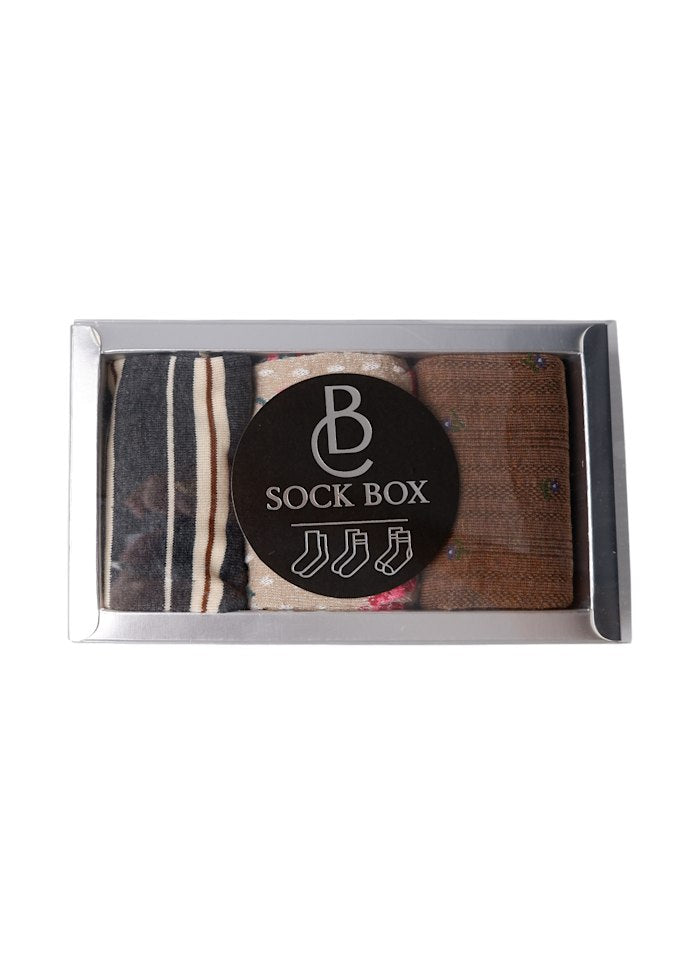 Black Colour Sock Box Earth
