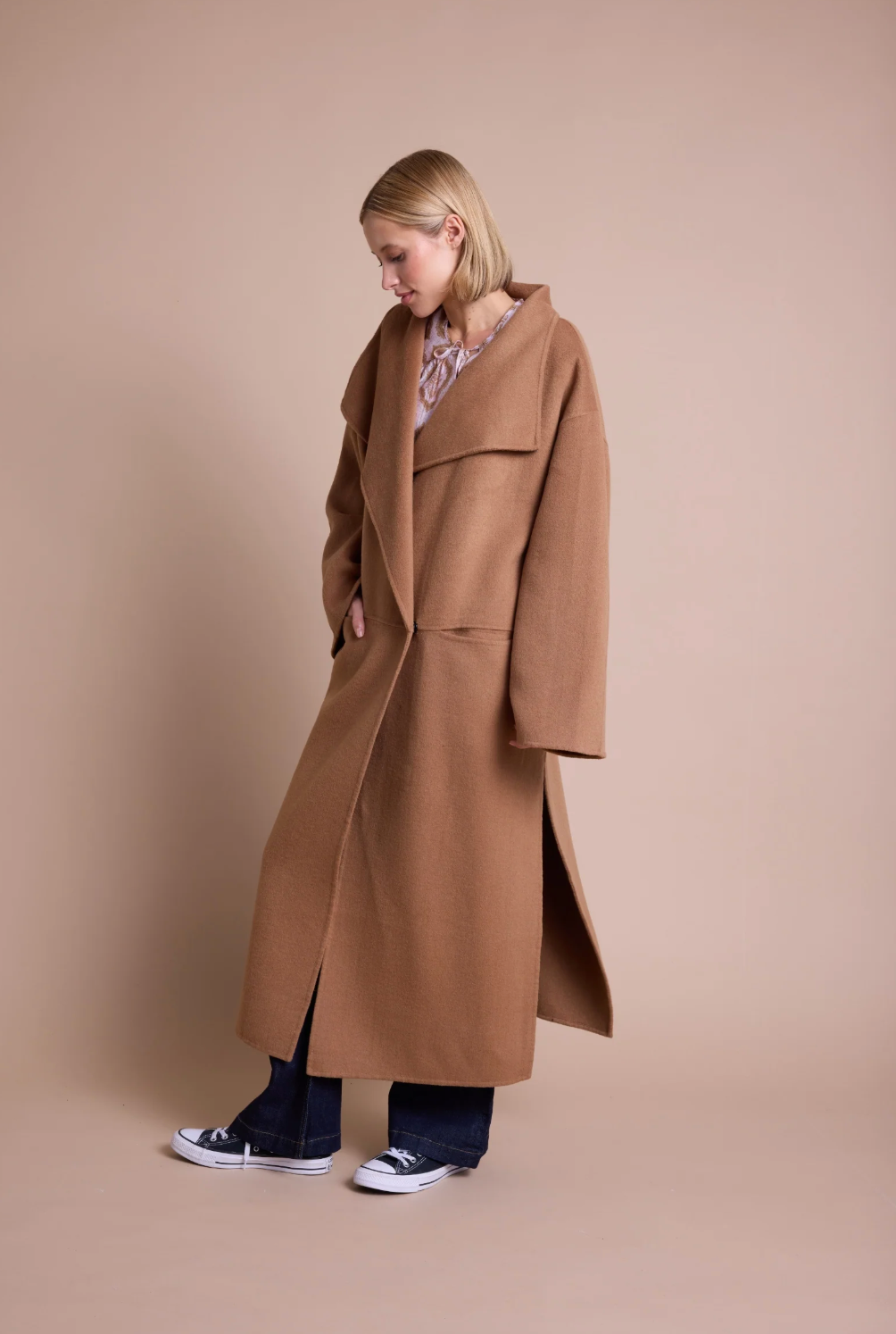 Line of Oslo Josse Camel
