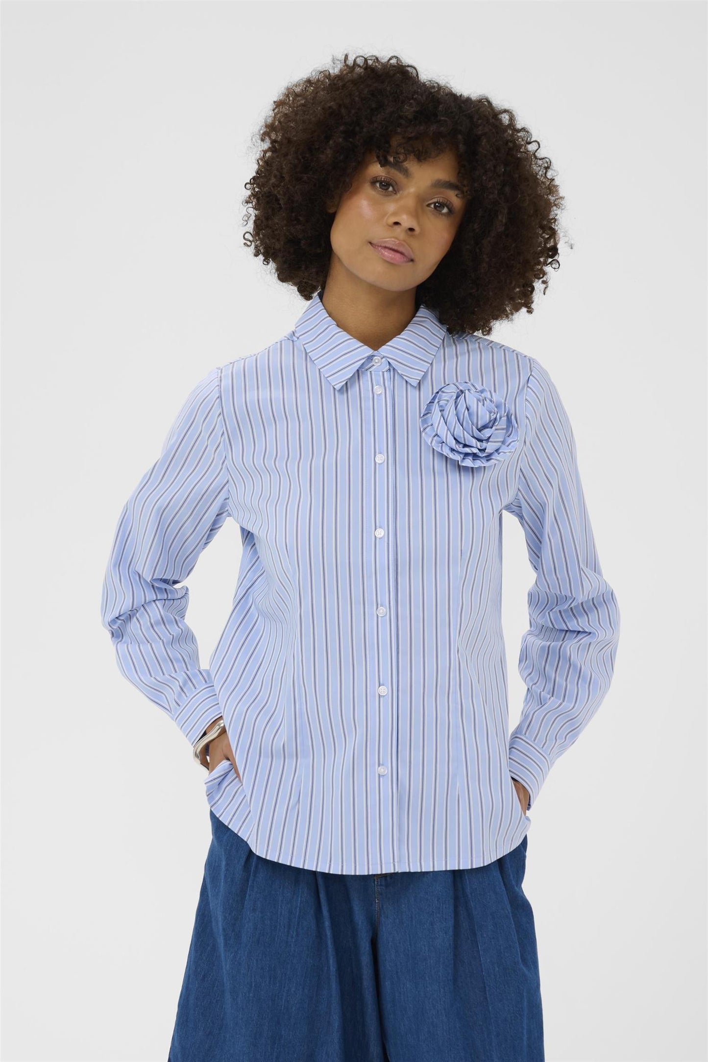 Culture Art Fitted Shirt Blue Stripe