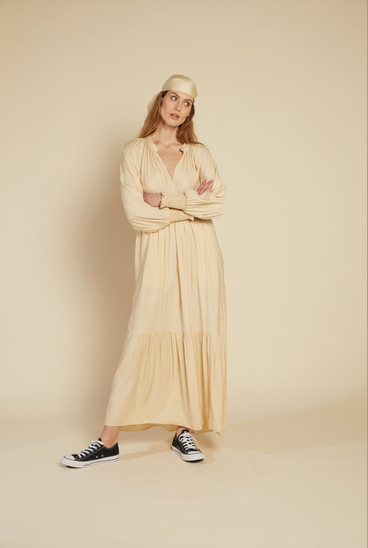 Line of Oslo Everyday Solid Dress Creme