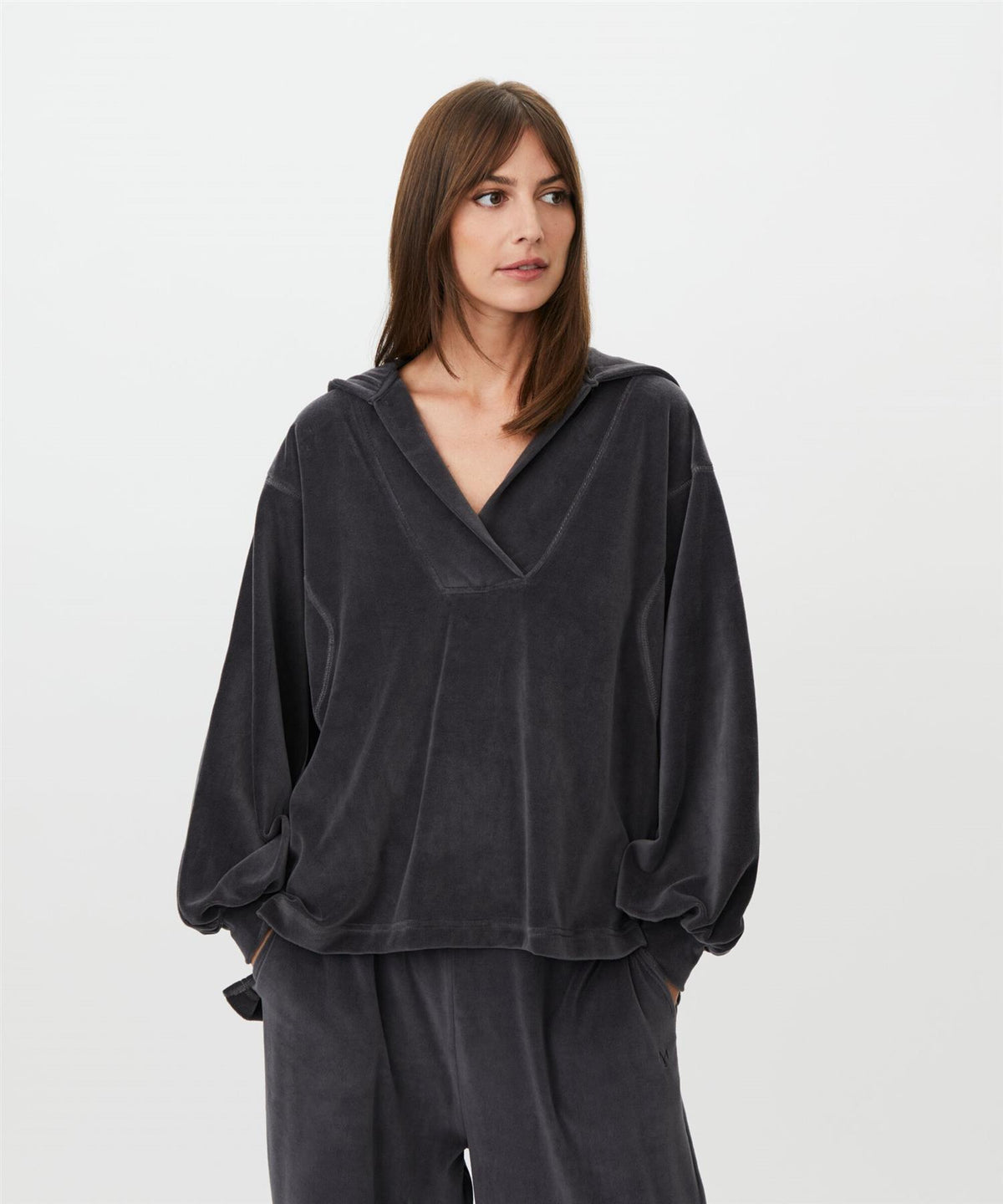 Masai Danila Top Grey Pin