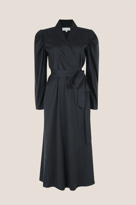 Line of Oslo Scarlett Solid Black