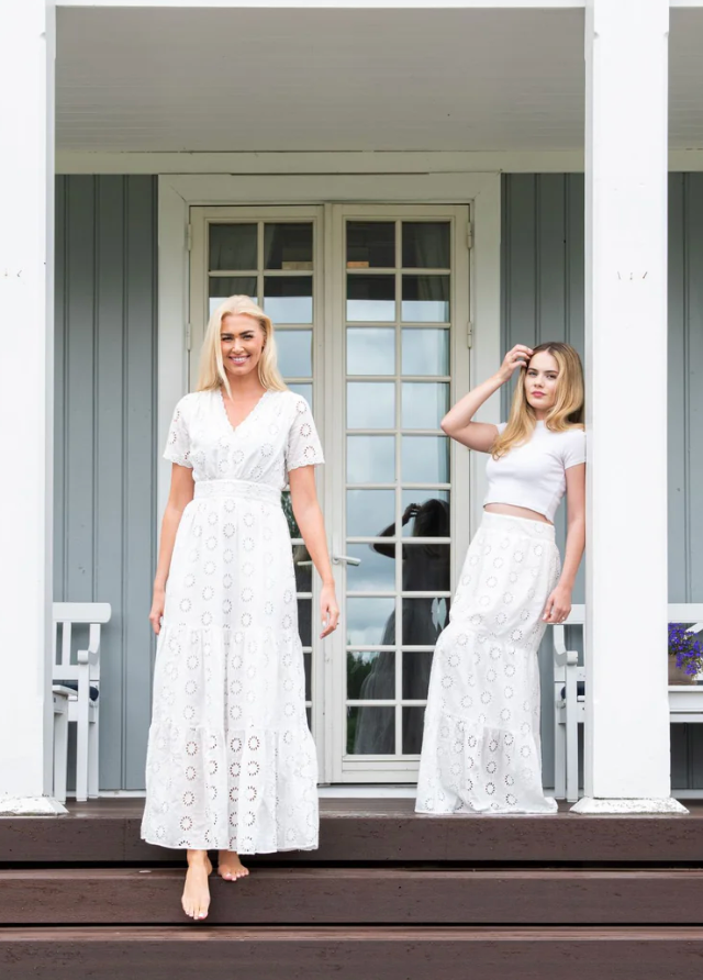 Lykelly Katrine Skirt White