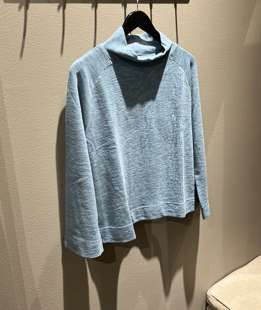 By Basics Top W/ Saddleback Artic Melange